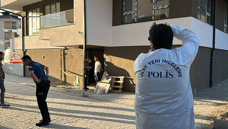 Asansör boşluğuna düşen işçi hayatını kaybetti