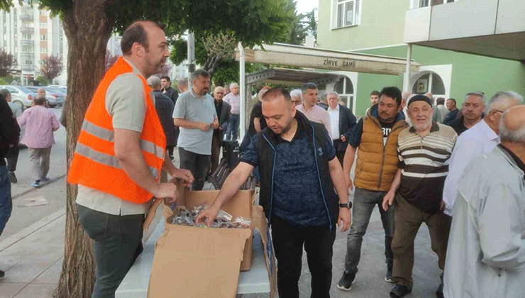 Atakum Belediyesinden bayram şekeri ikramı