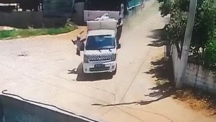 Aydın’da çöp aracından düşen işçi ağır yaralandı; o anlar kamerada