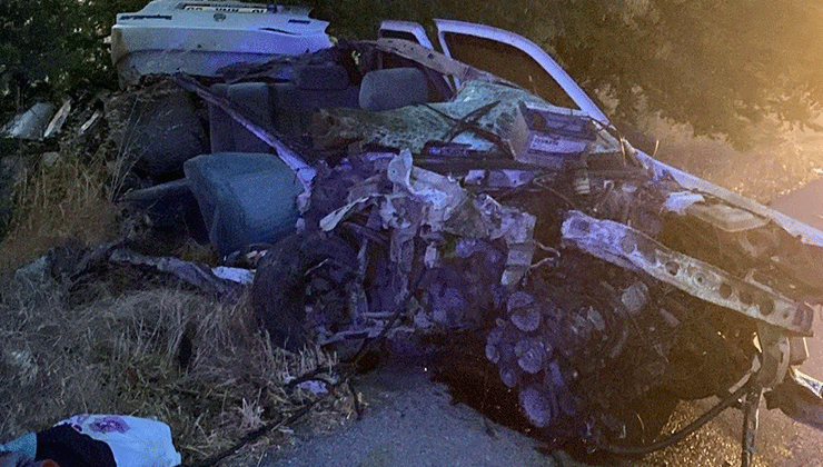 Balıkesir’de feci kaza: 3 ölü, 1 yaralı