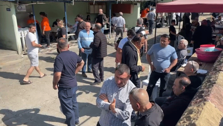 Bartın’da kurbanlar dualarla kesildi