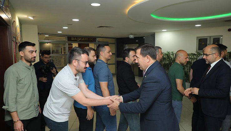 Başkan Kılca mesai arkadaşlarıyla bayramlaştı