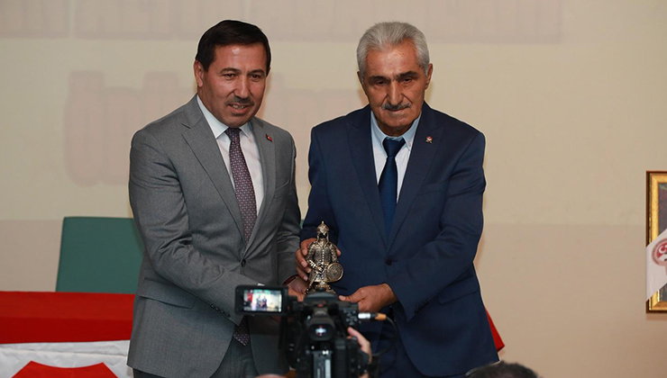 Başkan Kılca’ya TÜFAD’dan onur ödülü