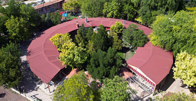 Binicilik meraklılarını Konya merkezde buluşturan restoran