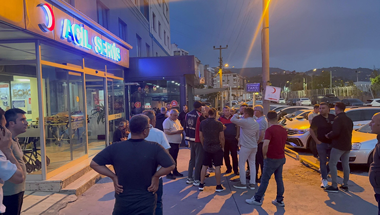 Boğulma tehlikesi geçirip peş peşe suya atladılar; baba ile 3 çocuğu hastaneye kaldırıldı
