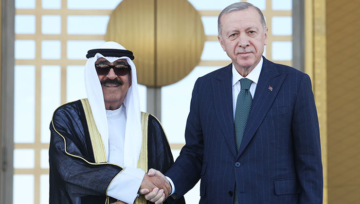 Cumhurbaşkanı Erdoğan, Kuveyt Devlet Emiri El Sabah ile görüştü