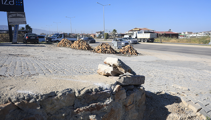 Defalarca takla atan minibüsün 18 yaşındaki sürücüsü öldü: Kaza anı kamerada