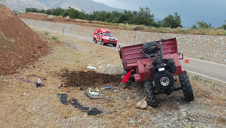 Devrilen çapa motorunun altında kalan sürücü hayatını kaybetti