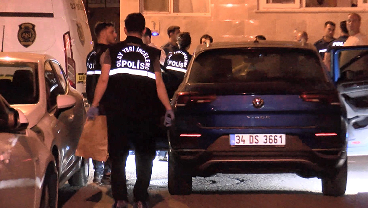 Fatih’te otomobilin içinde, yanındaki kişinin silahlı saldırısına uğrayan sürücü öldü