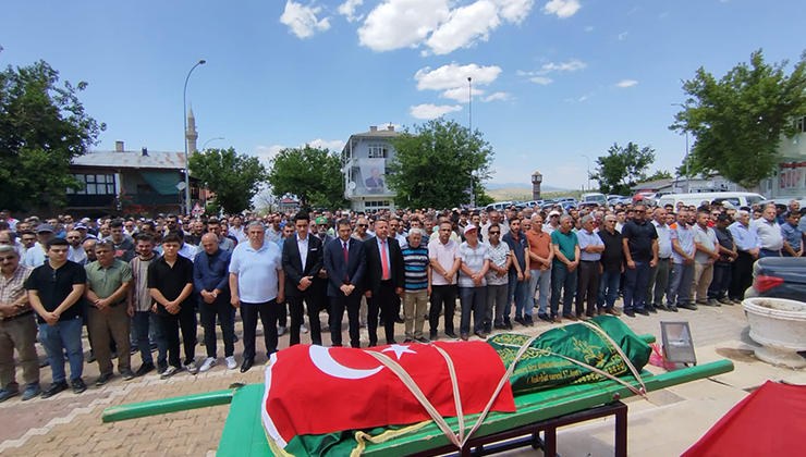 Genç teknisyene hüzünlü veda