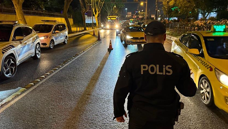 İstanbul’da “Huzur İstanbul” uygulamasında 806 kişi gözaltına alındı