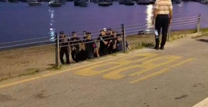 Kadıköy’de denize giren genç boğuldu