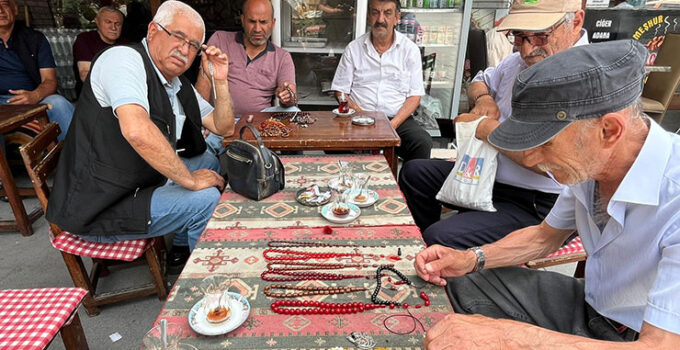 Kahvehane kültürü yaşatılmaya çalışılıyor