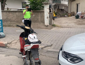 Karaman’da elektrikli bisiklet park halindeki otomobile çarptı: 1 yaralı