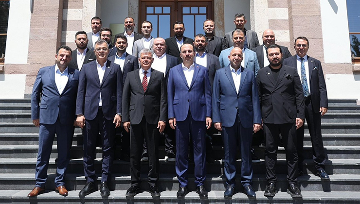 Kartal’dan Başkan Altay’a ziyaret