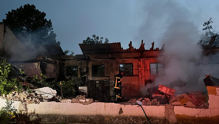 Kırşehir’de EÜAŞ’a ait depodaki yangın söndürüldü