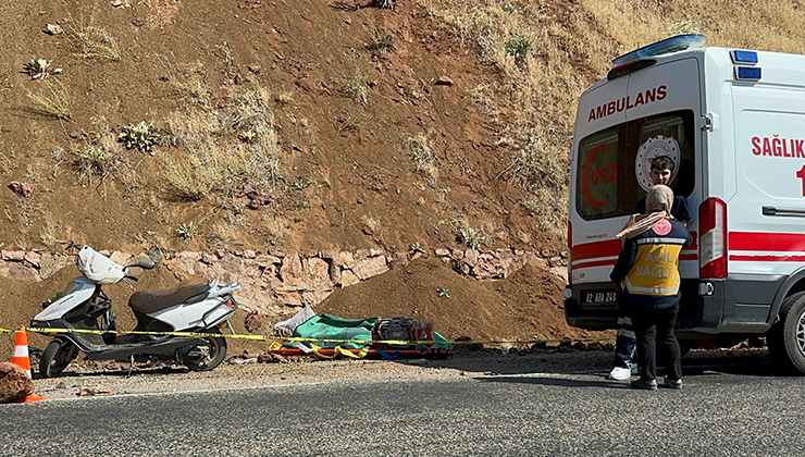 Kontrolden çıkan motosiklet devrildi: 1 ölü, 1 yaralı