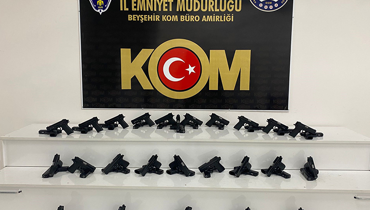 Konya’da 50 adet ruhsatsız tabanca ele geçirildi