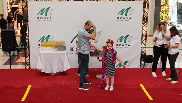 M1 Konya AVM’de Babalar Günü’ne özel yarışma yapıldı