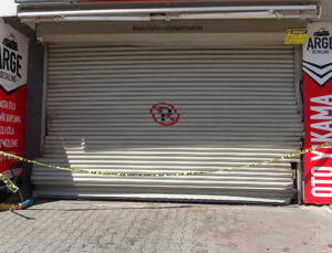 Mersin’de 3 genç, oto yıkama dükkanında ölü bulundu