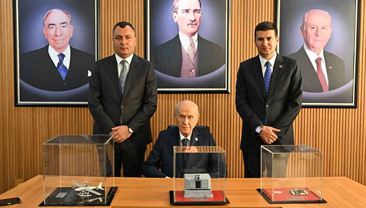 MHP Lideri Bahçeli Ülkü Ocakları’nı ziyaret etti