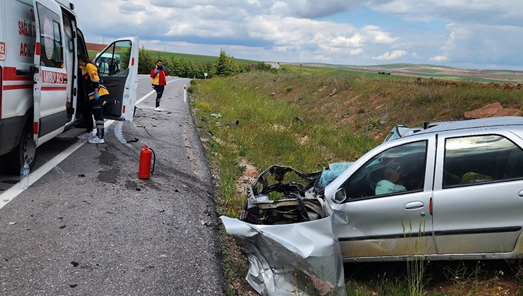 Nevşehir’de süt tankeri ile otomobil çarpıştı: 2 ölü