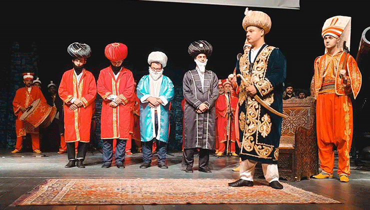 Öğrencilerden İstanbul’un fethi tiyatrosu