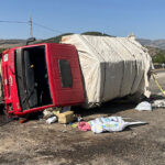 Otomobil ile kamyonet çarpıştı: 1 ölü, 4 yaralı