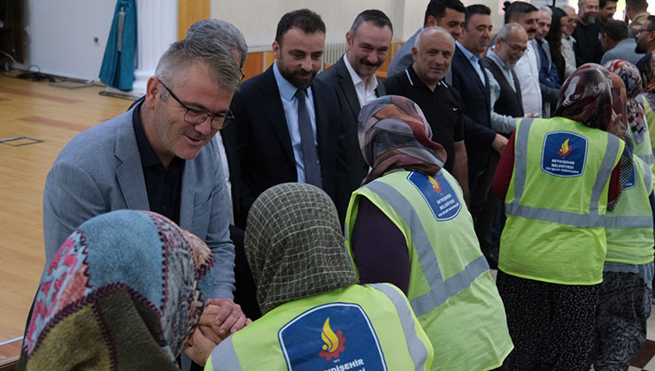 Seydişehir’de Başkan çalışanlarıyla bayramlaştı