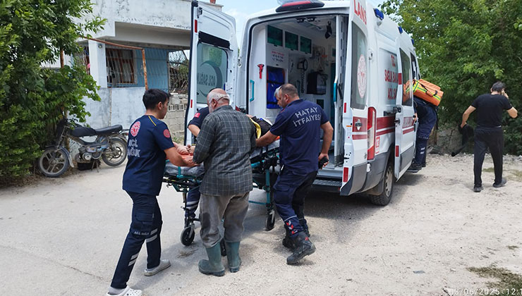 Su kuyusuna düşen 91 yaşındaki adamı itfaiye kurtardı