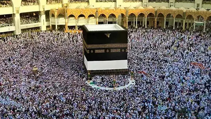 Suudi Arabistan’da 75 binden fazla hacı adayı geri gönderildi