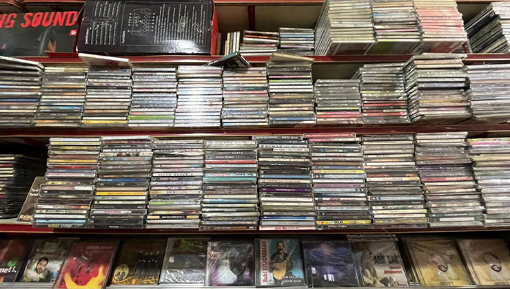 Türkiye’nin en büyük kaset ve CD arşivlerinden biri Konya’da