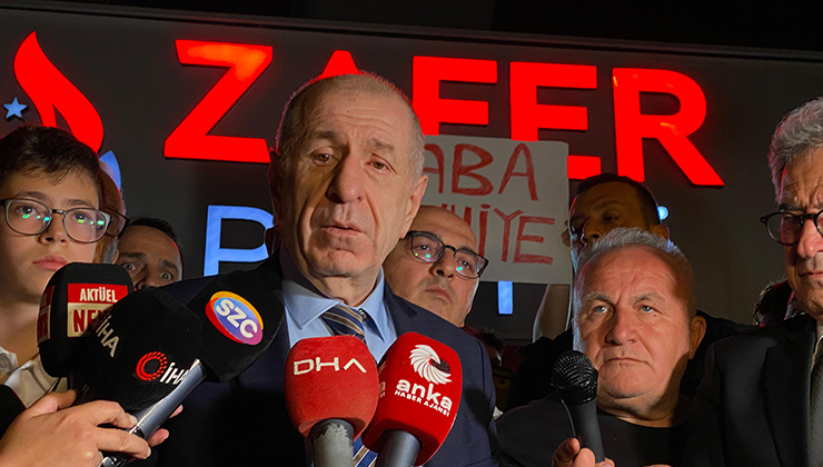 Ümit Özdağ tahliyesinin ardından Ankara’da parti genel merkezinde açıklama yaptı