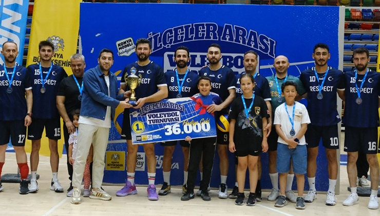 Voleybolda şampiyon Hüyük