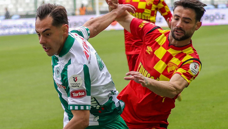 Yasir Subaşı takımda kalıyor