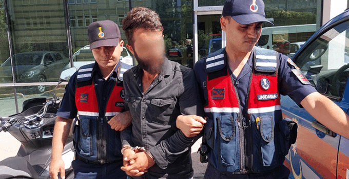 Husumetlisini vurmak isterken yanındaki 2 kişiyi yaraladı, özür diledi
