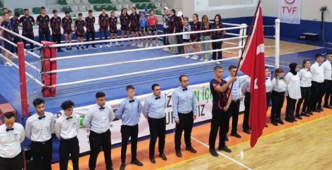 Konya’da yapılan İller Arası Muaythai Şampiyonası sona erdi