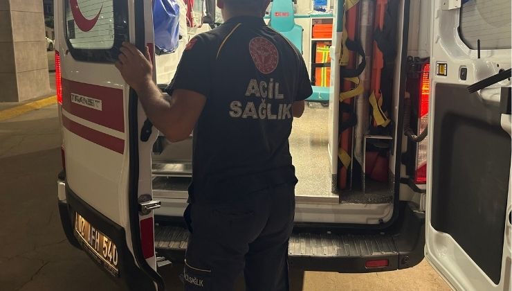 Yeğen amcasını bıçakladı