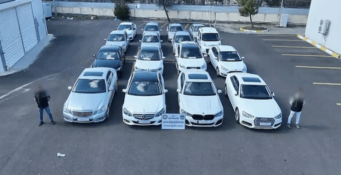 Ağır hasarlı araçları usulsüz “change” yapan sanıklara 225 yıla kadar hapis istemi