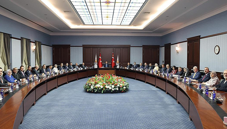Ak Parti MYK’de gündem: PKK süreci, yerel seçim hazırlığı ve teşkilat yenilemesi vurgusu