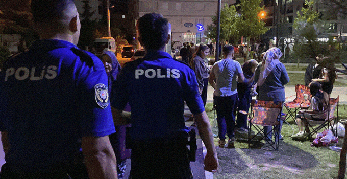 Aksaray’da asayiş ekipleri park ve bahçelerde kuş uçurtmuyor
