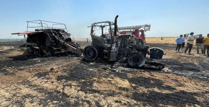 Aksaray’da balya makinesi alev aldı, traktör ve 3 dekar tarla yandı