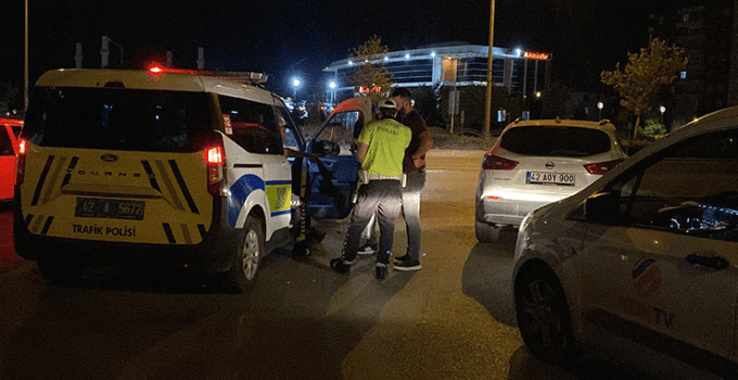 “Alkollü değilim” diyen sürücünün ehliyetine alkollü araç kullanmaktan el konuldu