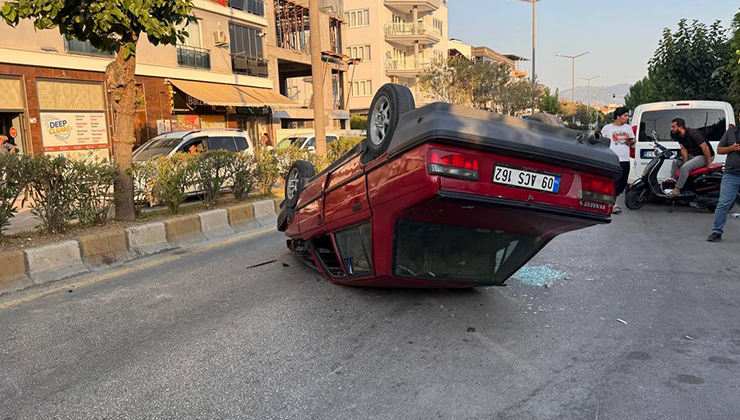 Aydın’da 15 yaşındaki gencin kullandığı otomobil takla attı