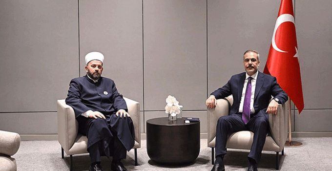 Bakan Fidan, Karadağ İslam Birliği Başkanı Feyziç’i İstanbul’da kabul etti