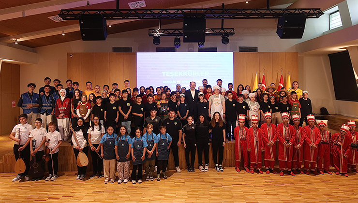 Başkan Altay gençlere yönelik faaliyetleri ve “Yaz Seninle Güzel” etkinliklerini anlattı