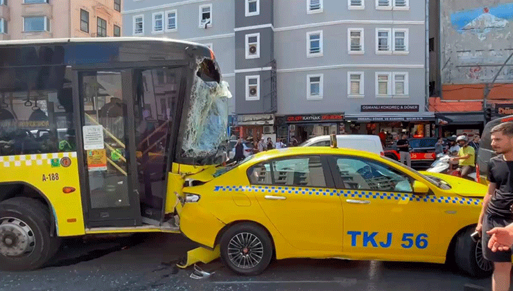 Beyoğlu’nda freni patlayan İETT otobüsü zincirleme kazaya neden oldu: 4 yaralı