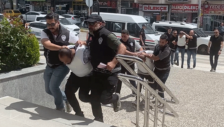 Cesedi gömülü halde bulunan şahsın cinayet zanlıları adliyeye sevk edildi