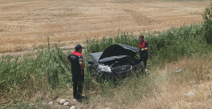 Çorum’da otomobil şarampole uçtu:2 yaralı