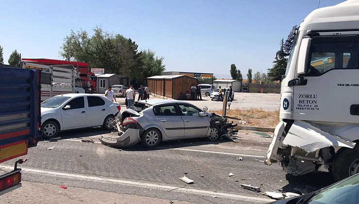 Konya’da zincirleme trafik kazası: 4 yaralı